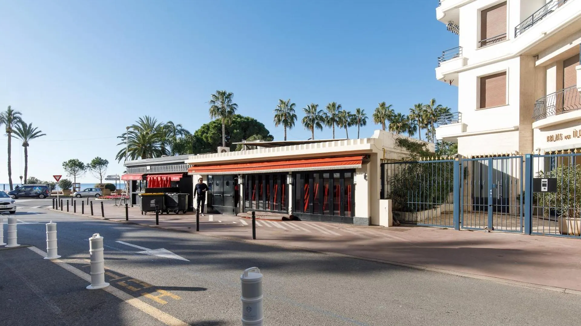 Le Grain D'Or Yourhosthelper Cannes