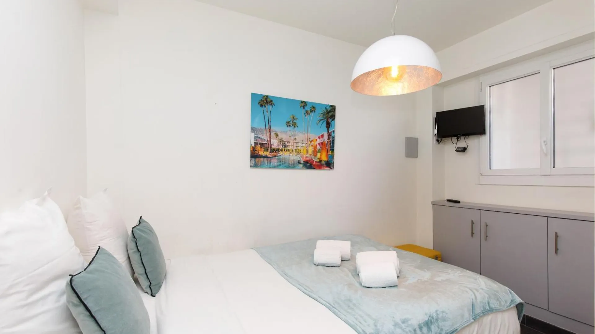 Le Grain D'Or Yourhosthelper Cannes 0*,